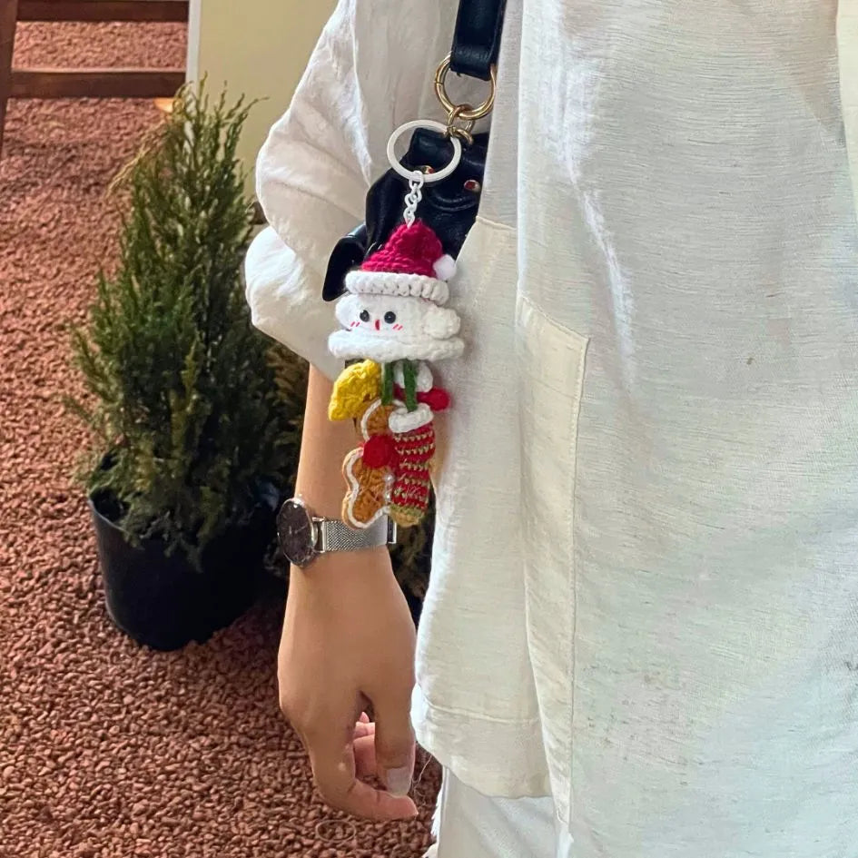 ghost christmas car hanging crochet pattern